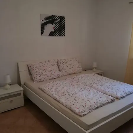 Apartamento Tanja *